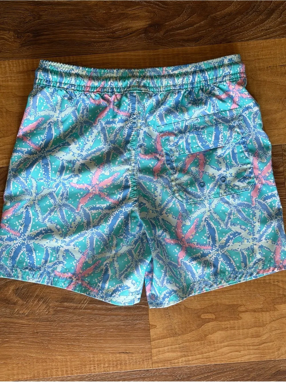 Vineyard Vines Teal Swim Shorts with Pink & White Starfish
